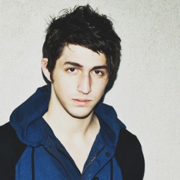 Porter Robinson Accused Of Inciting A Riot Wallpaper