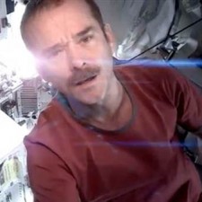 See David Bowie’s “Space Oddity” Covered By An Astronaut…In Space
