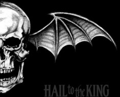 Avenged-Sevenfold-Hail-To-The-King-Album-Artwork